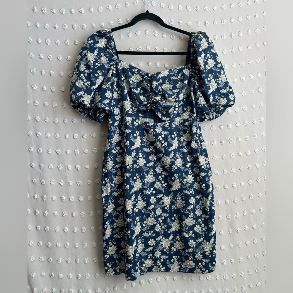 Boden Floral Balloon Sleeve Cut Out Short Sleeve Mini Dress Sz 6 Long Preppy